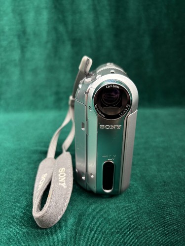 Sony handycam dcr pc53e per - sony,